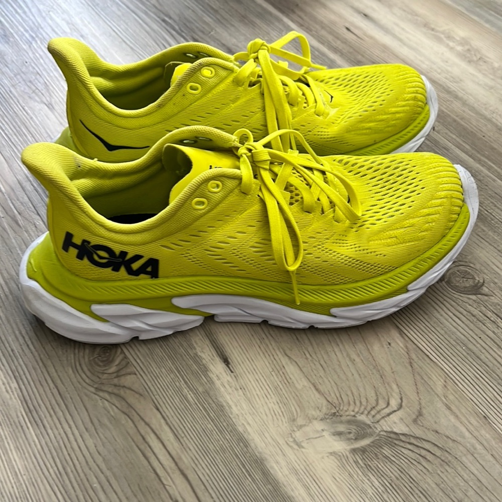 Like new Hoka Clifton edge